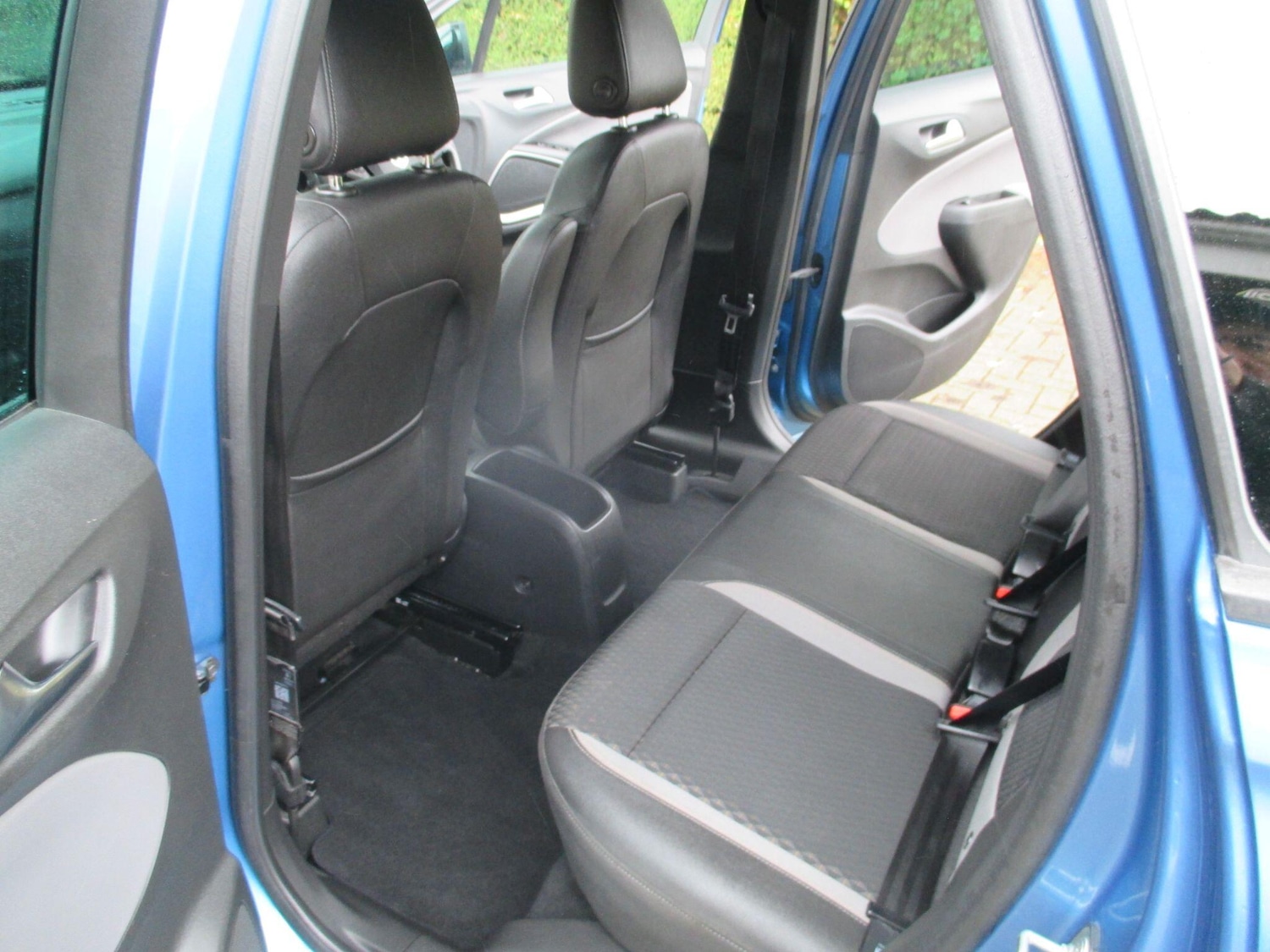 Vehicle 28