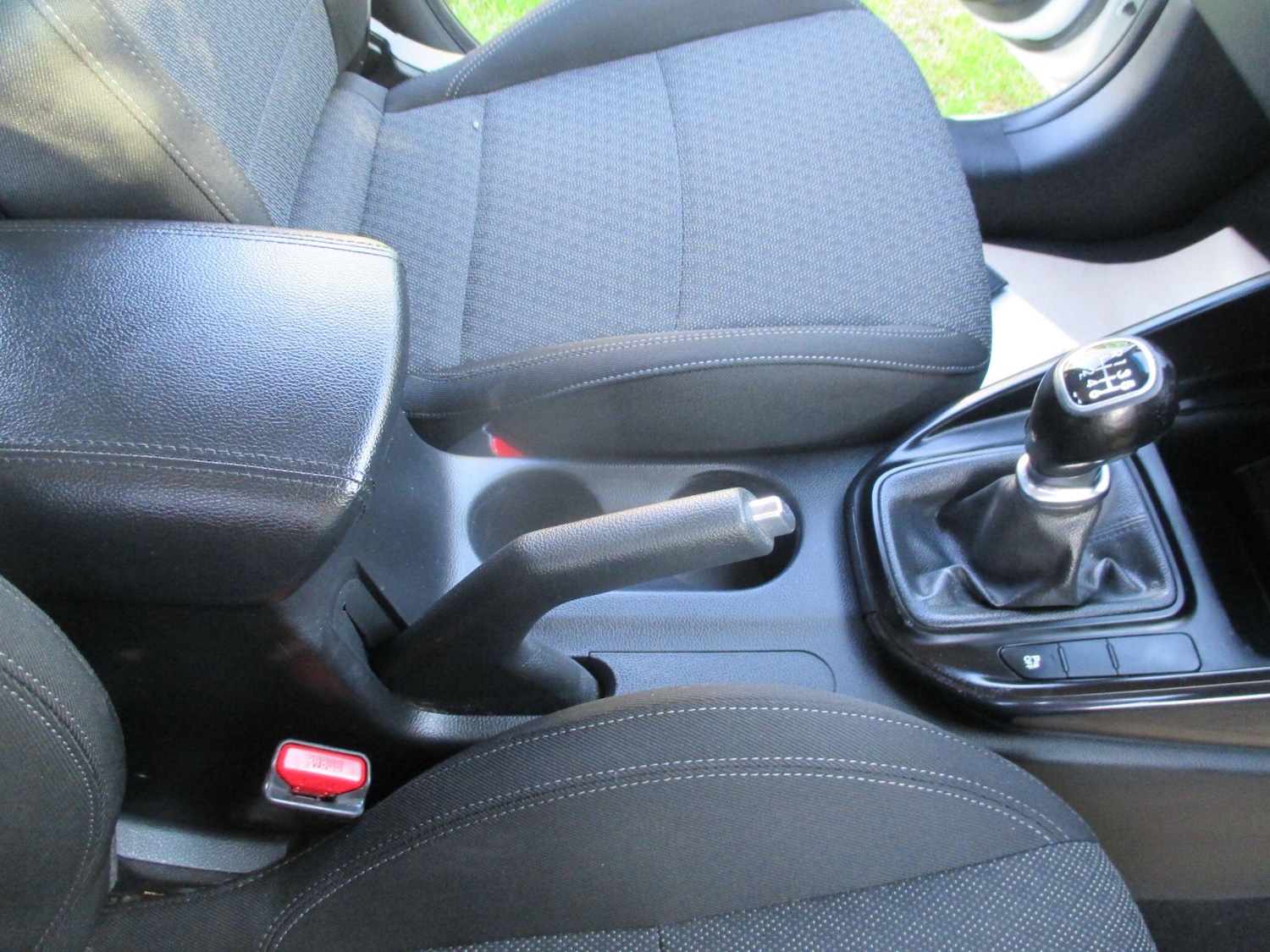 Used Kia Carens 2017 for sale - 75978020: Photo 22