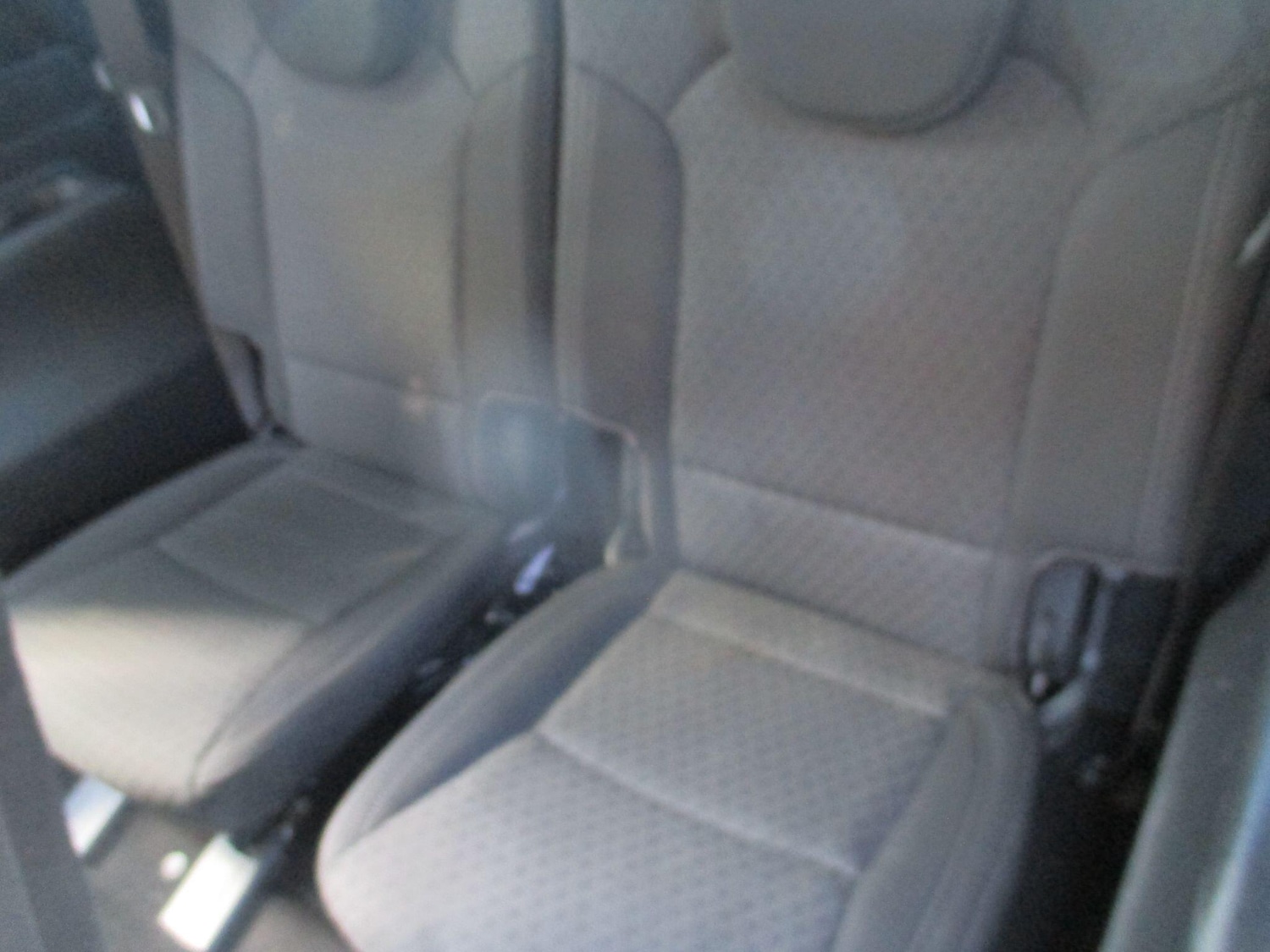 Used Kia Carens 2017 for sale - 75978020: Photo 35