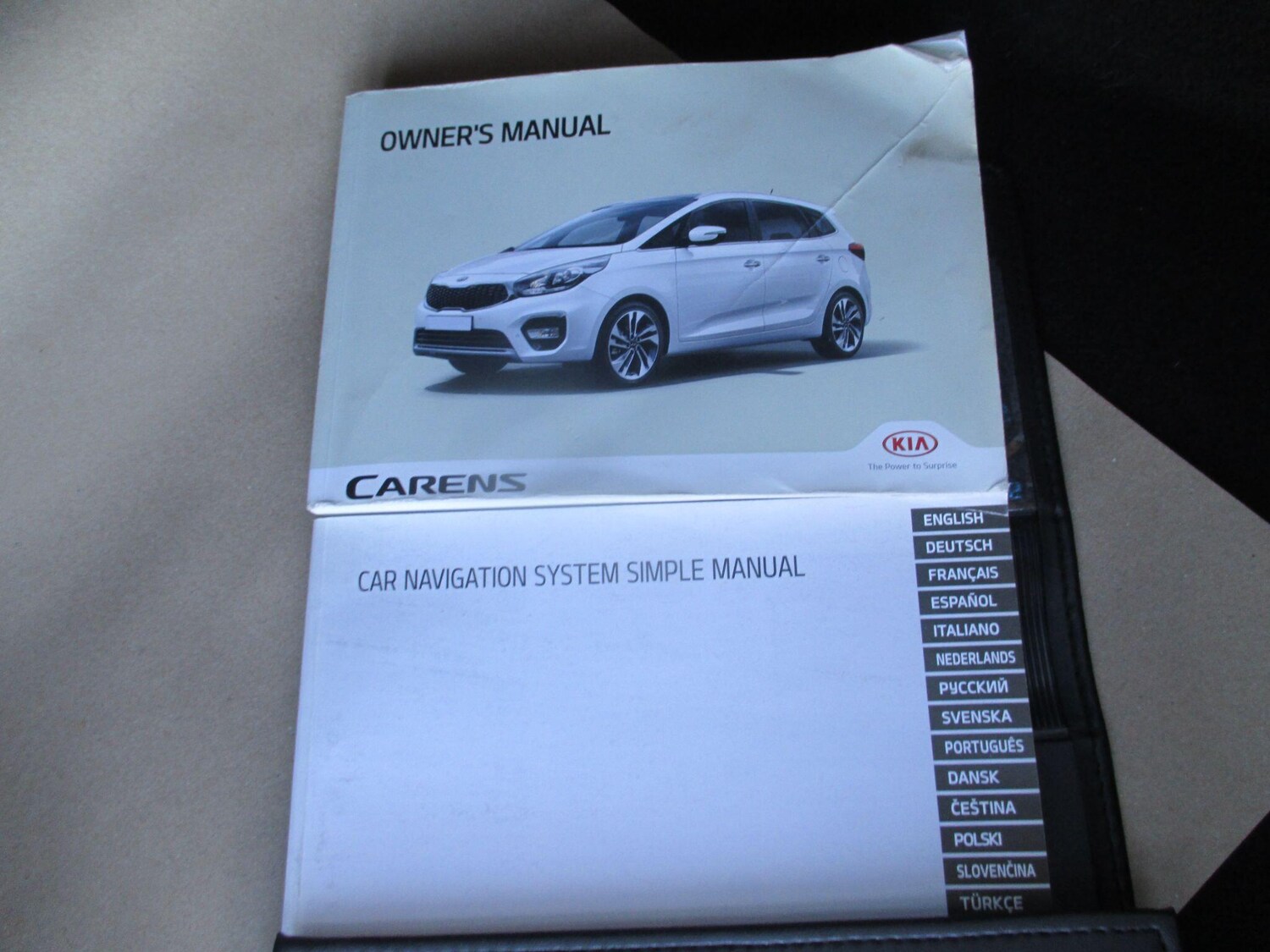Used Kia Carens 2017 for sale - 75978020: Photo 59