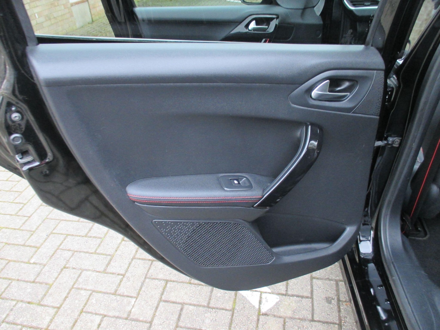 Used Peugeot 208 2016 for sale - 78127482: Photo 44