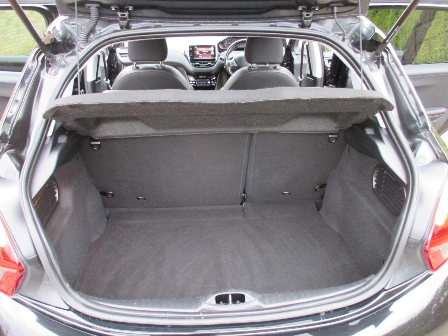 Used Peugeot 208 2016 for sale - 78127482: Photo 45