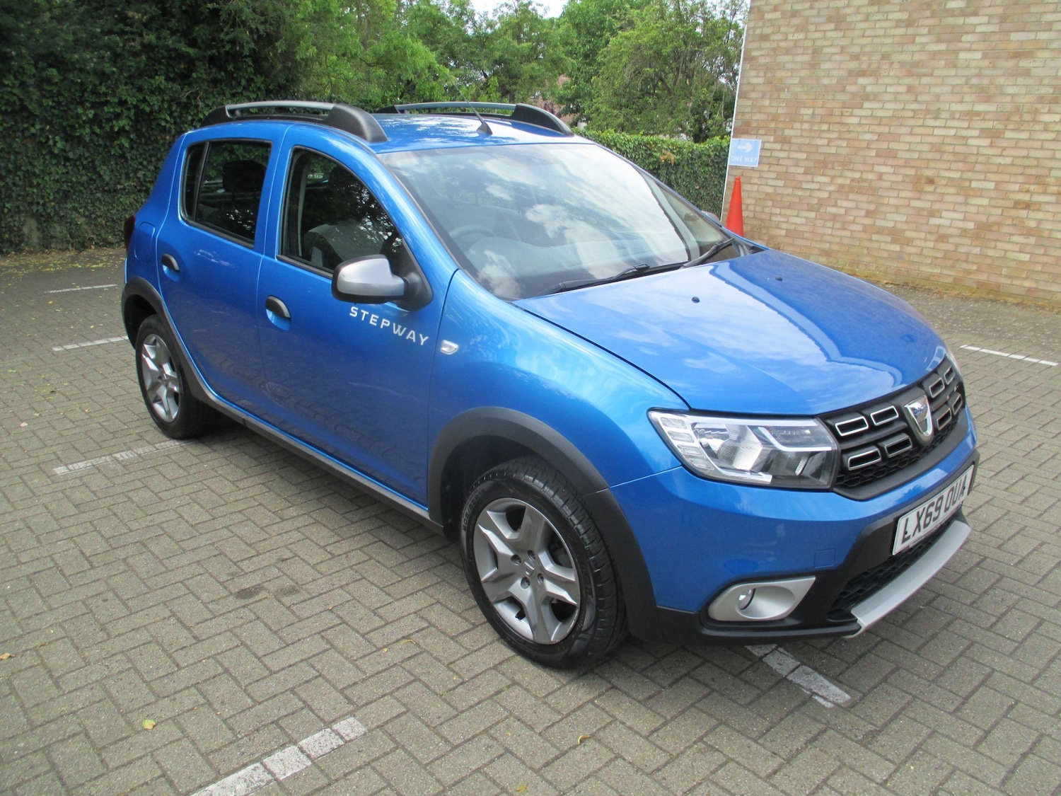 Used Dacia Sandero Stepway 2019 for sale - 77396552: Photo 1