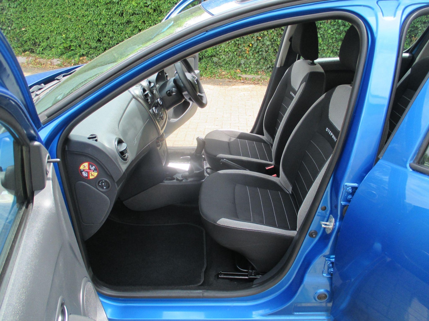 Used Dacia Sandero Stepway 2019 for sale - 77396552: Photo 24