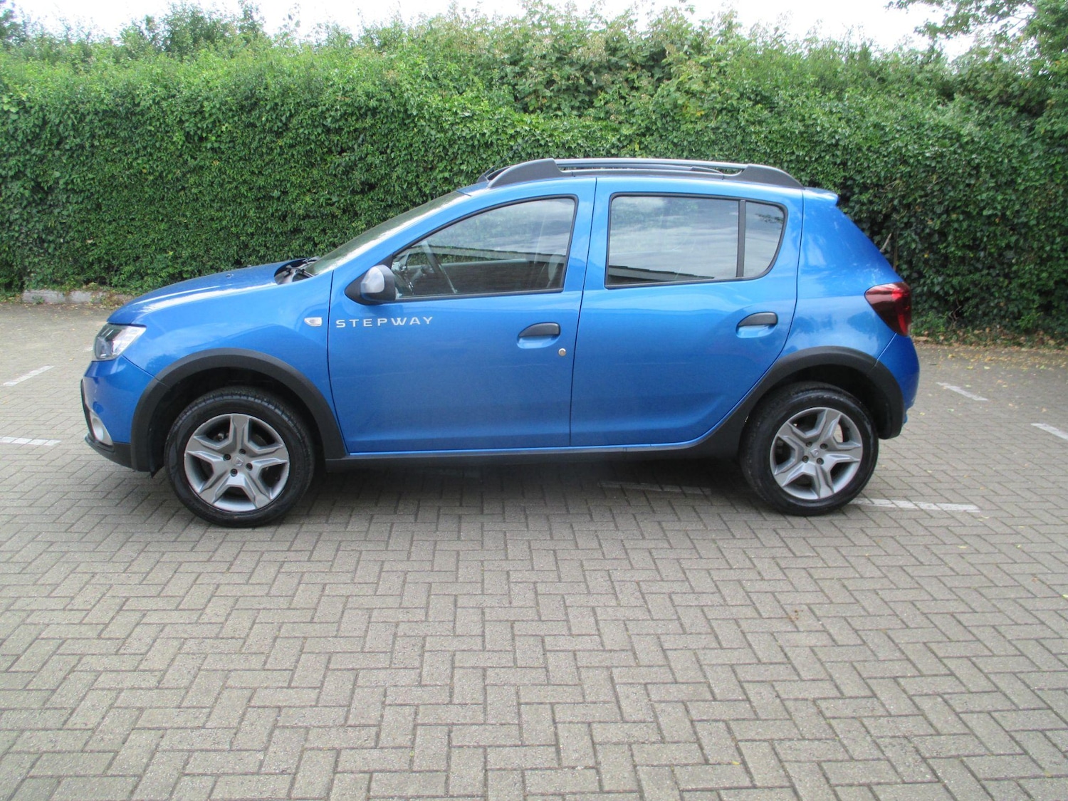 Used Dacia Sandero Stepway 2019 for sale - 77396552: Photo 7