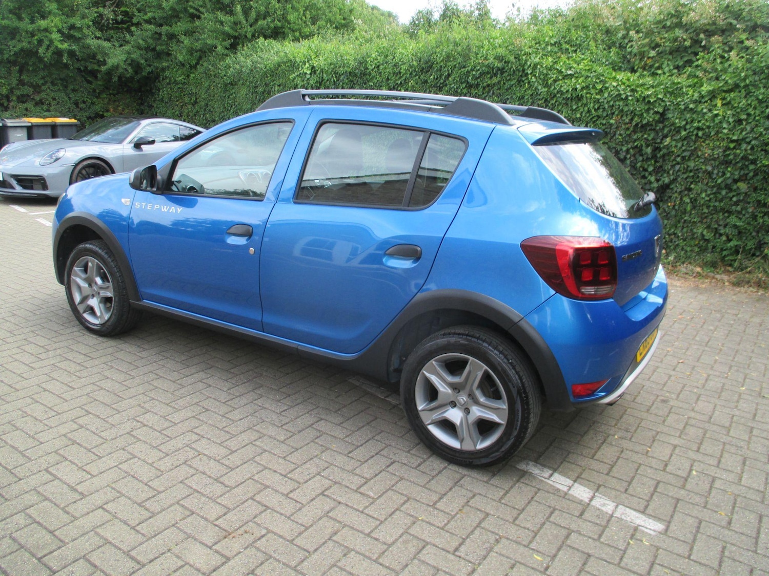 Used Dacia Sandero Stepway 2019 for sale - 77396552: Photo 8