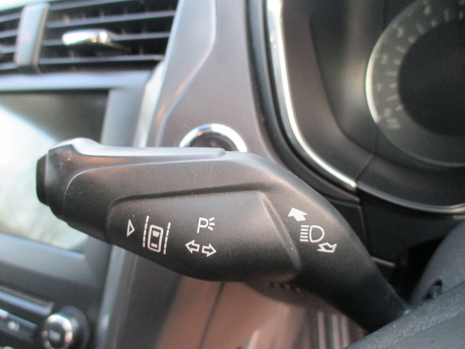 Used Ford Mondeo 2016 for sale - 77376947: Photo 30