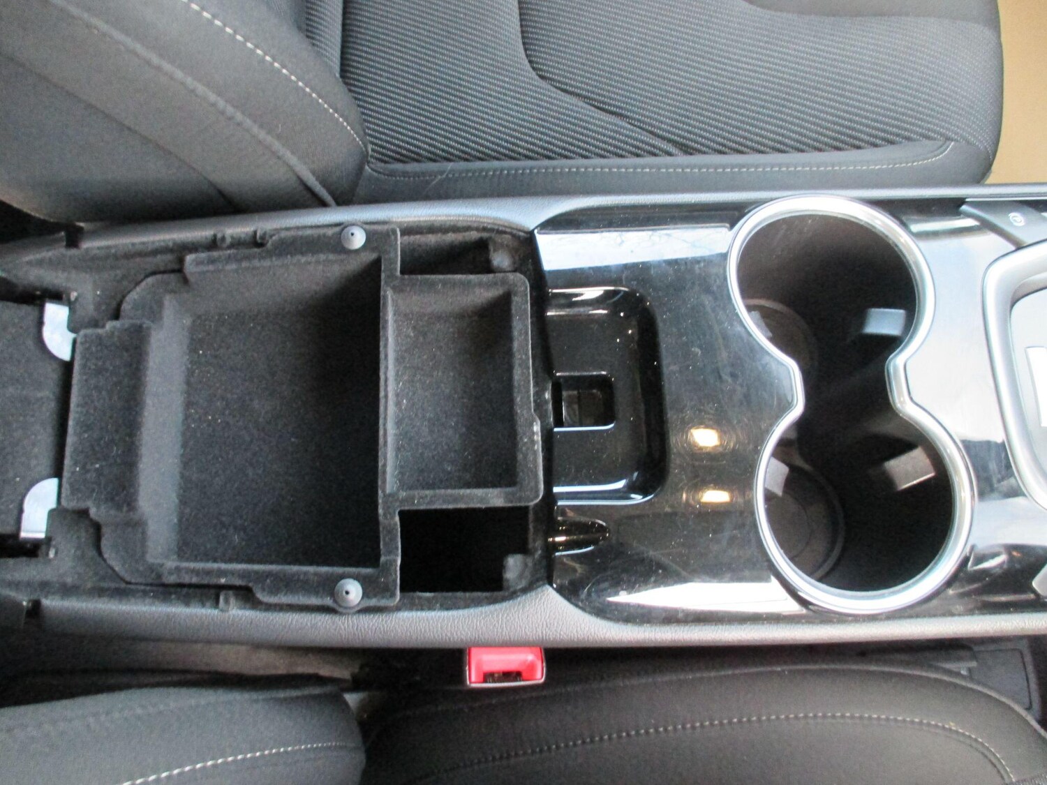 Used Ford Mondeo 2016 for sale - 77376947: Photo 35