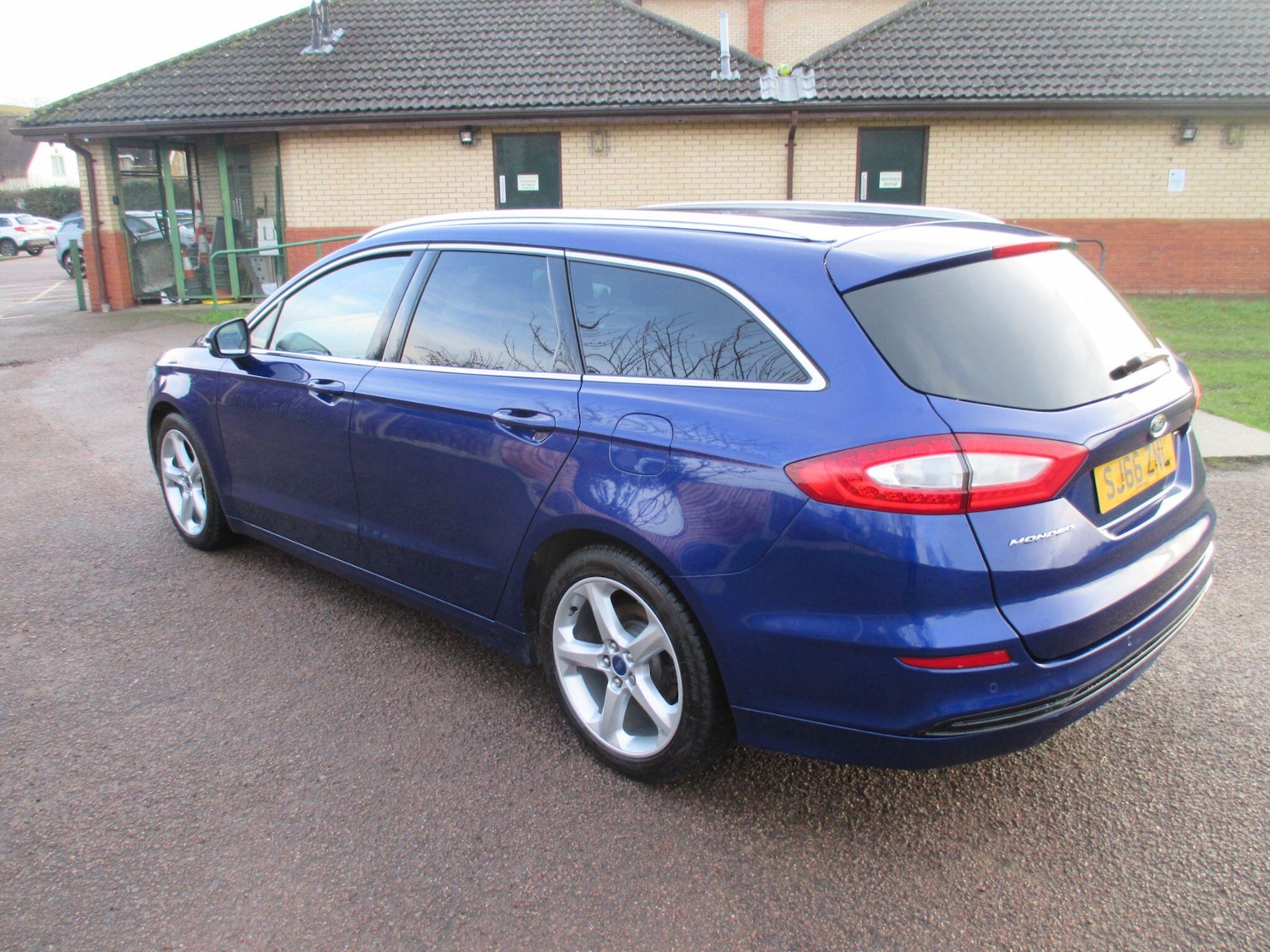 Used Ford Mondeo 2016 for sale - 77376947: Photo 8