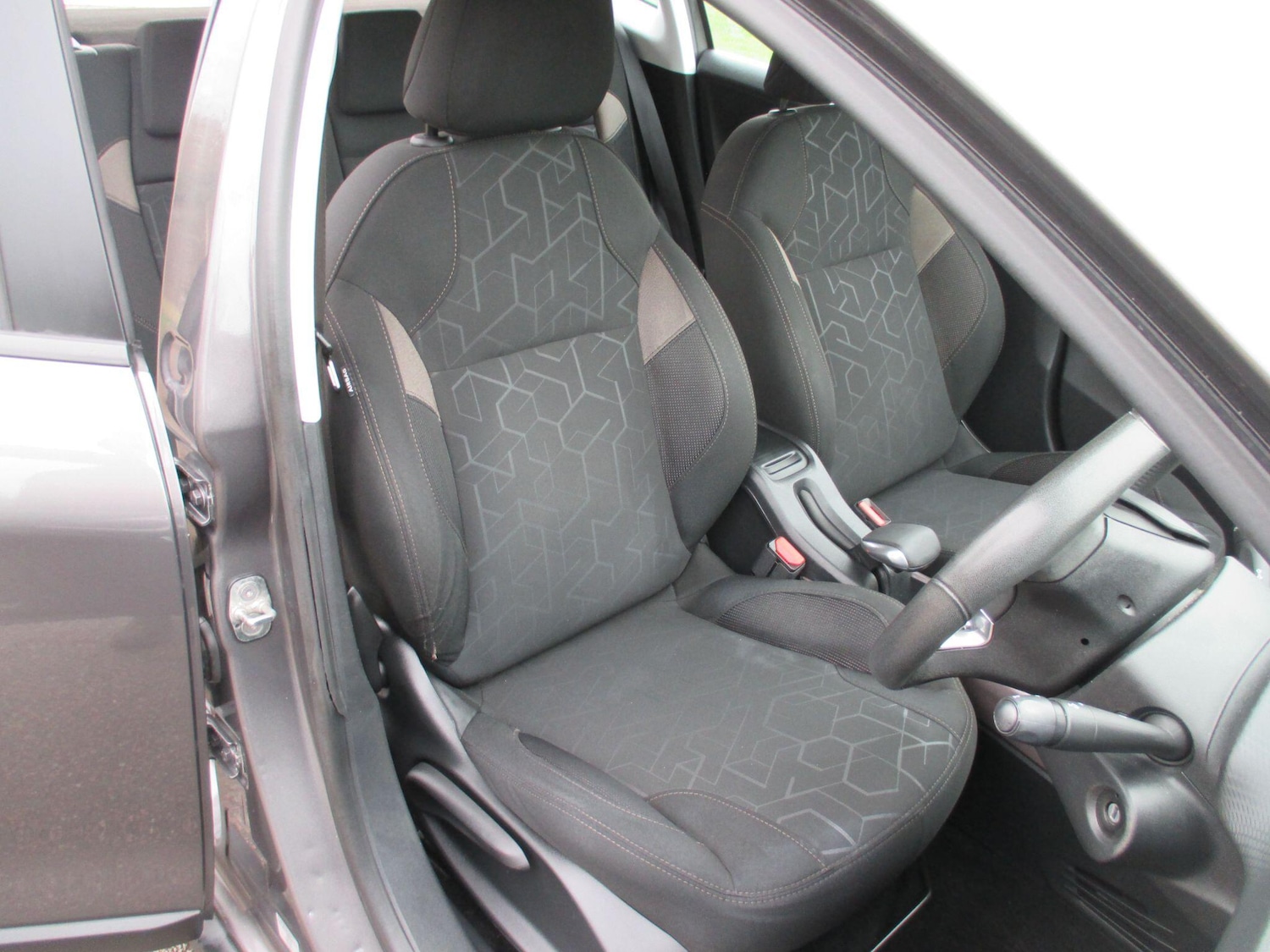 Used Peugeot 2008 2016 for sale - 77143387: Photo 21