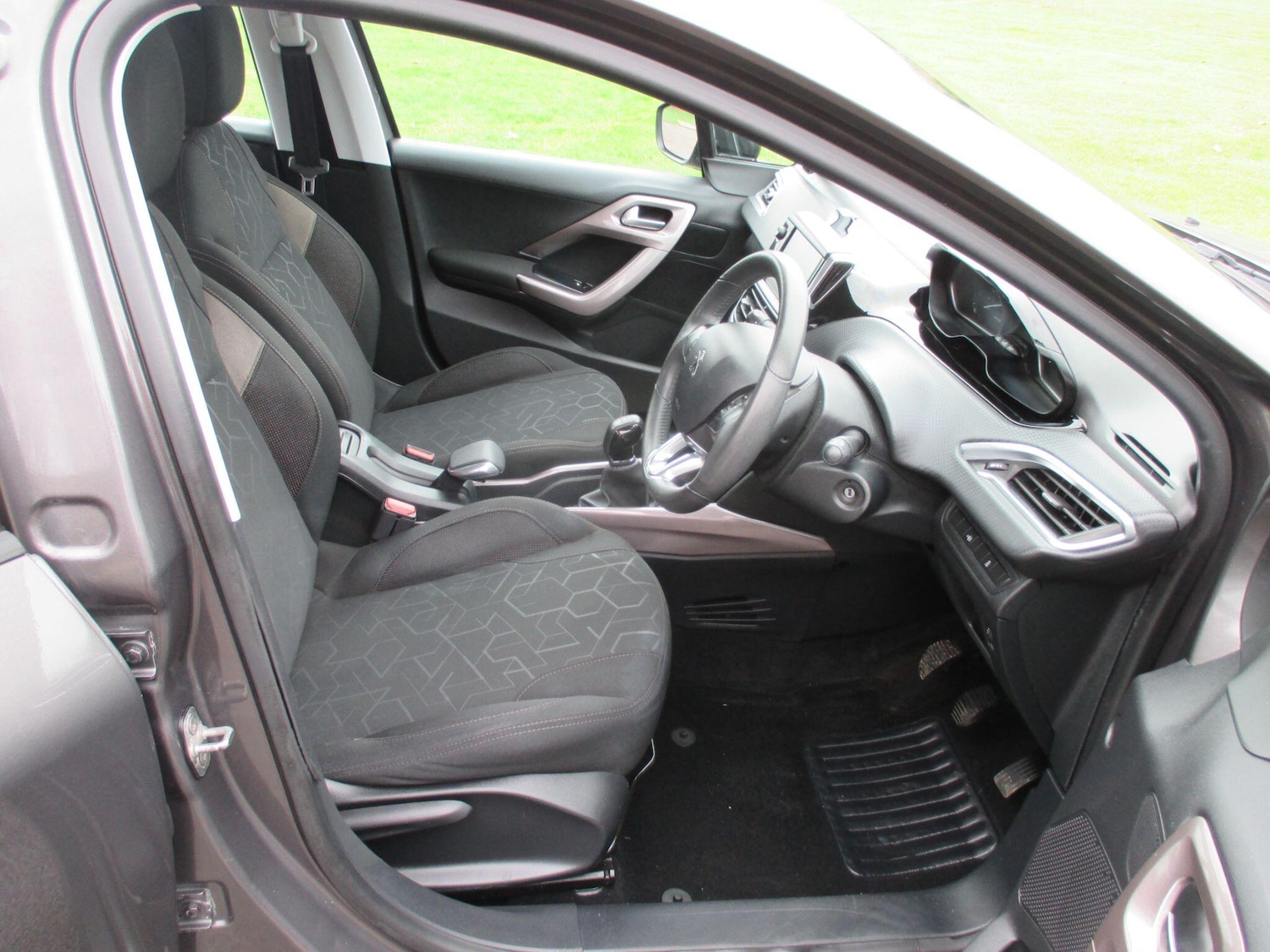 Used Peugeot 2008 2016 for sale - 77143387: Photo 22