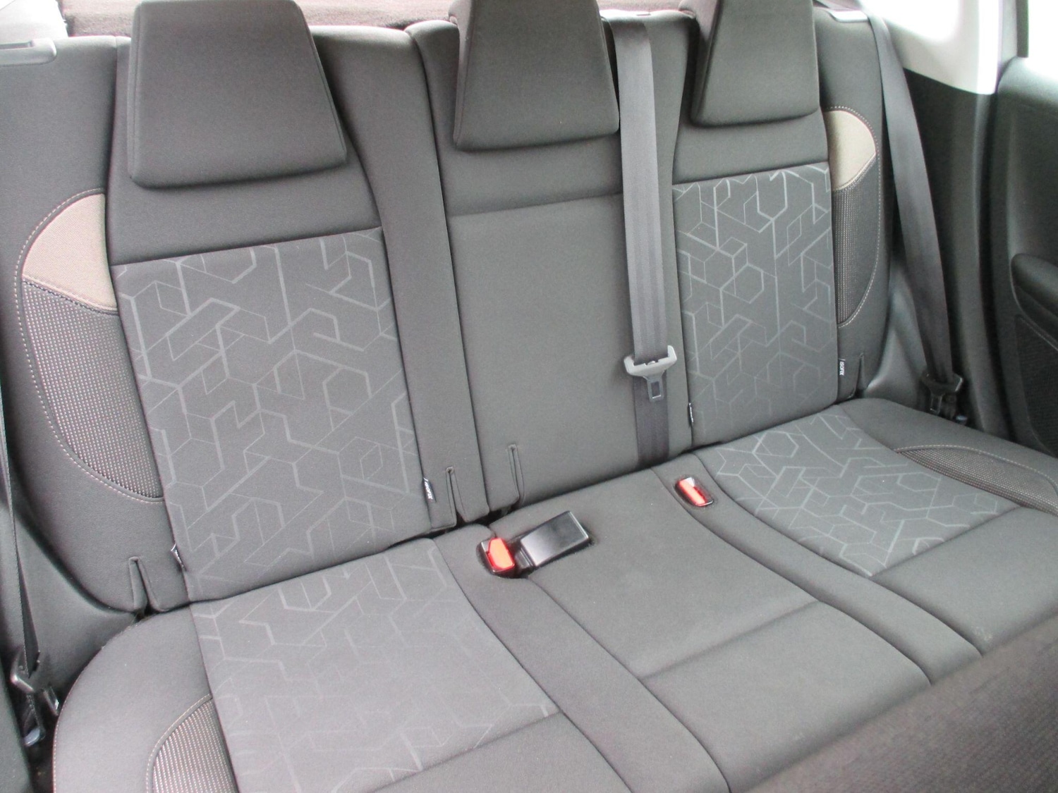 Used Peugeot 2008 2016 for sale - 77143387: Photo 26