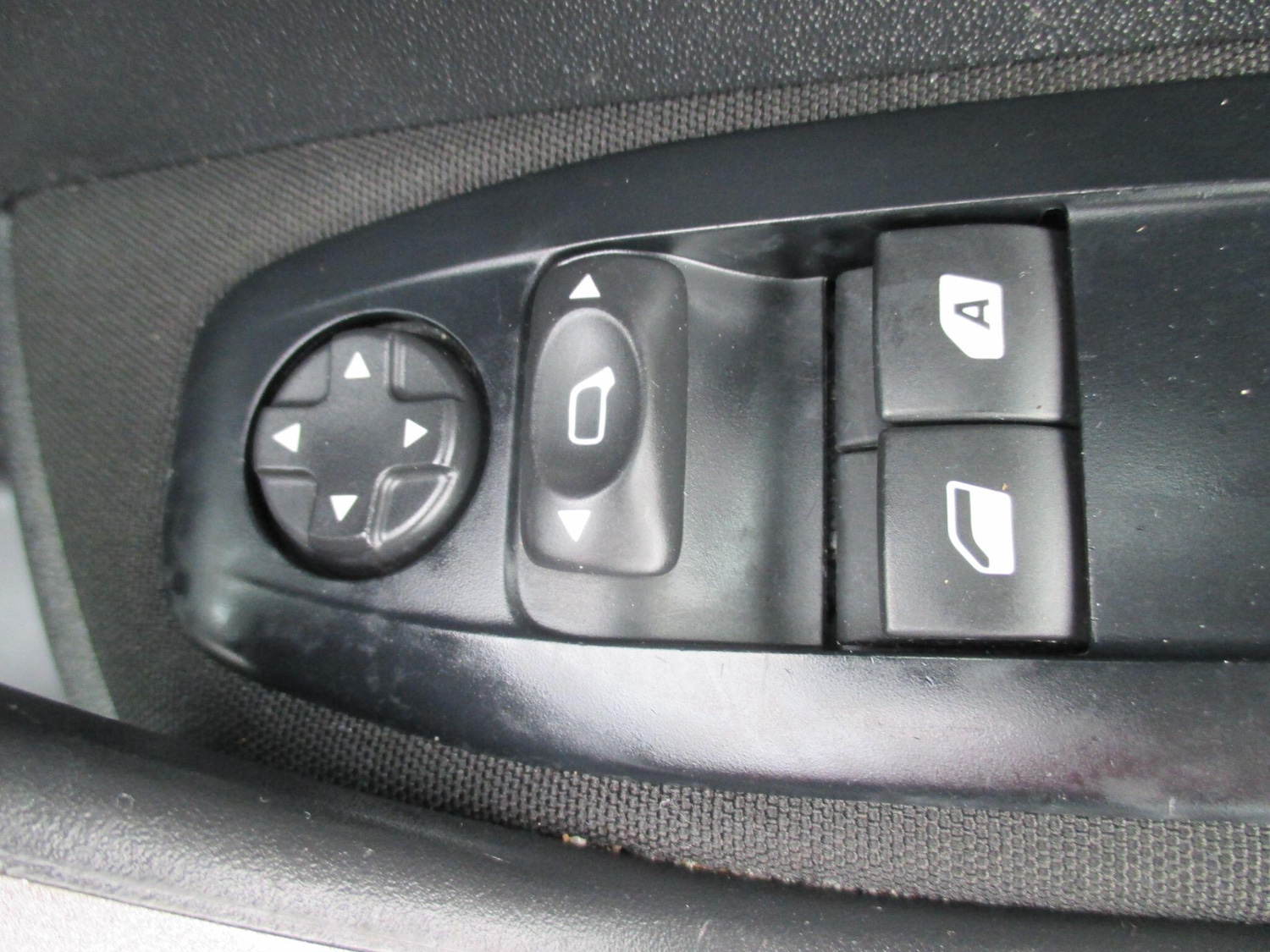 Used Peugeot 2008 2016 for sale - 77143387: Photo 38