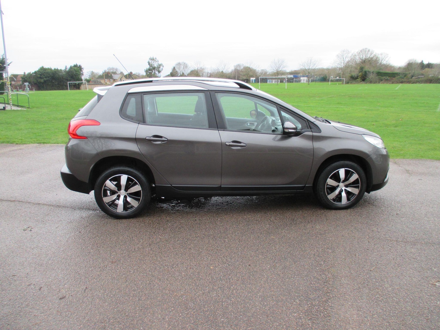 Used Peugeot 2008 2016 for sale - 77143387: Photo 6