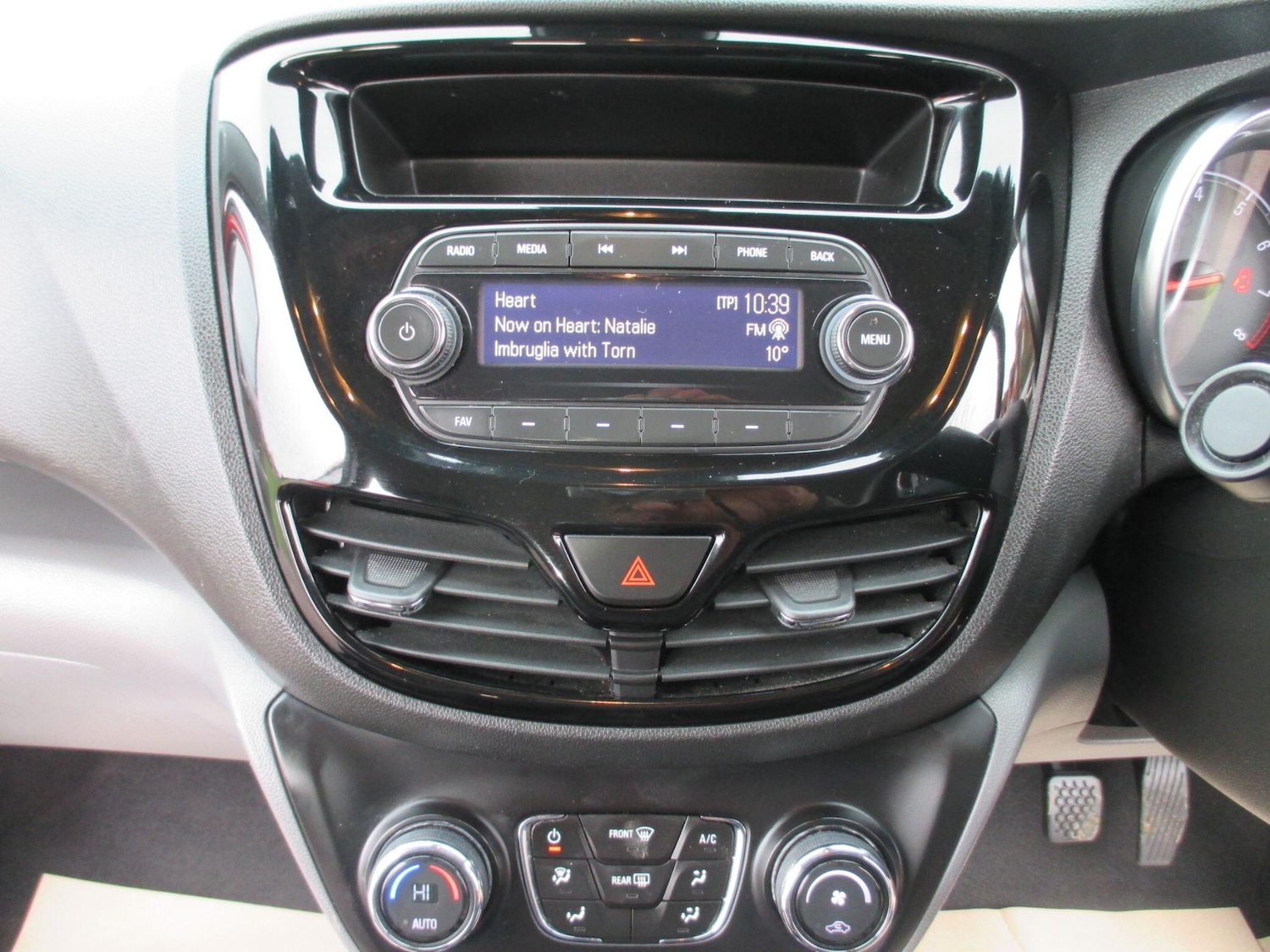 Used Vauxhall Viva 2018 for sale - 77215612: Photo 15