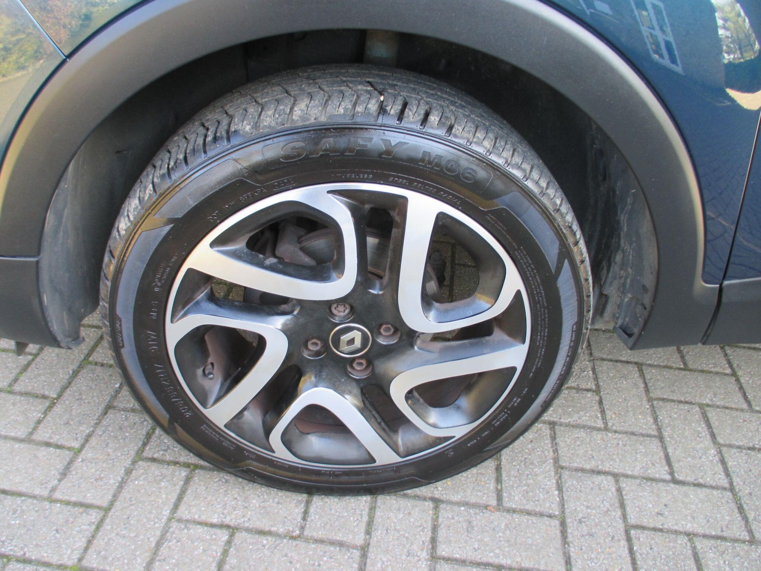 Used Renault Captur 2017 for sale - 77969763: Photo 12