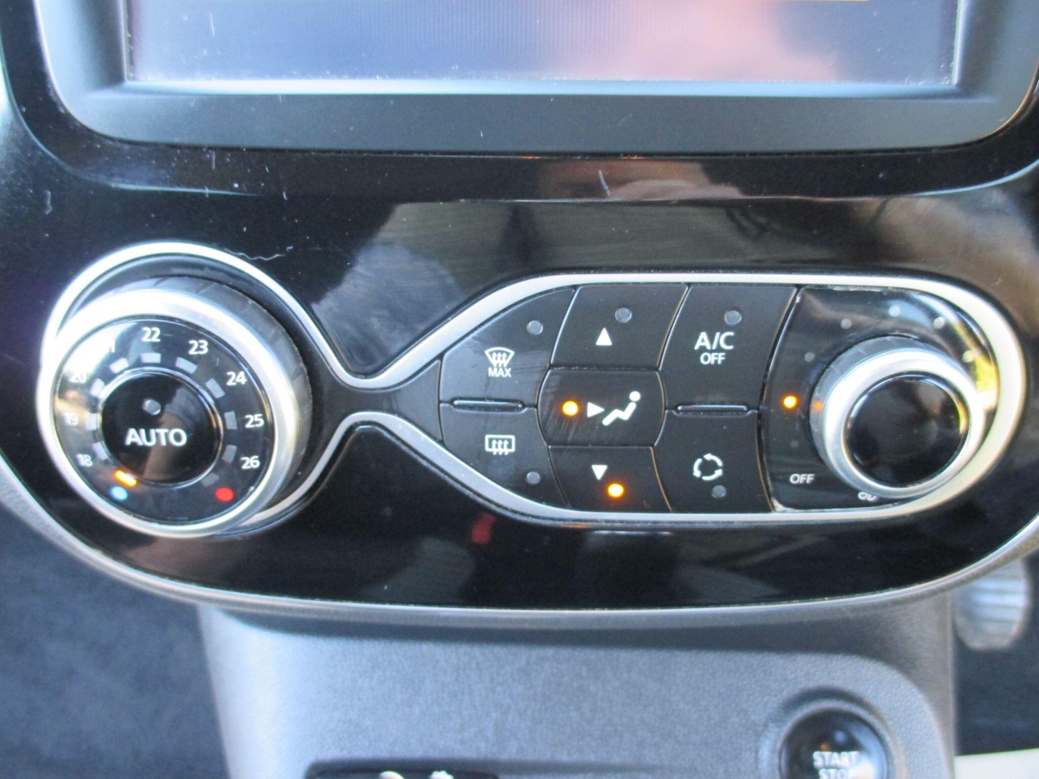 Used Renault Captur 2017 for sale - 77969763: Photo 21