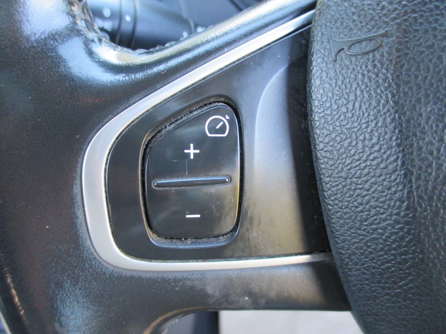 Used Renault Captur 2017 for sale - 77969763: Photo 31