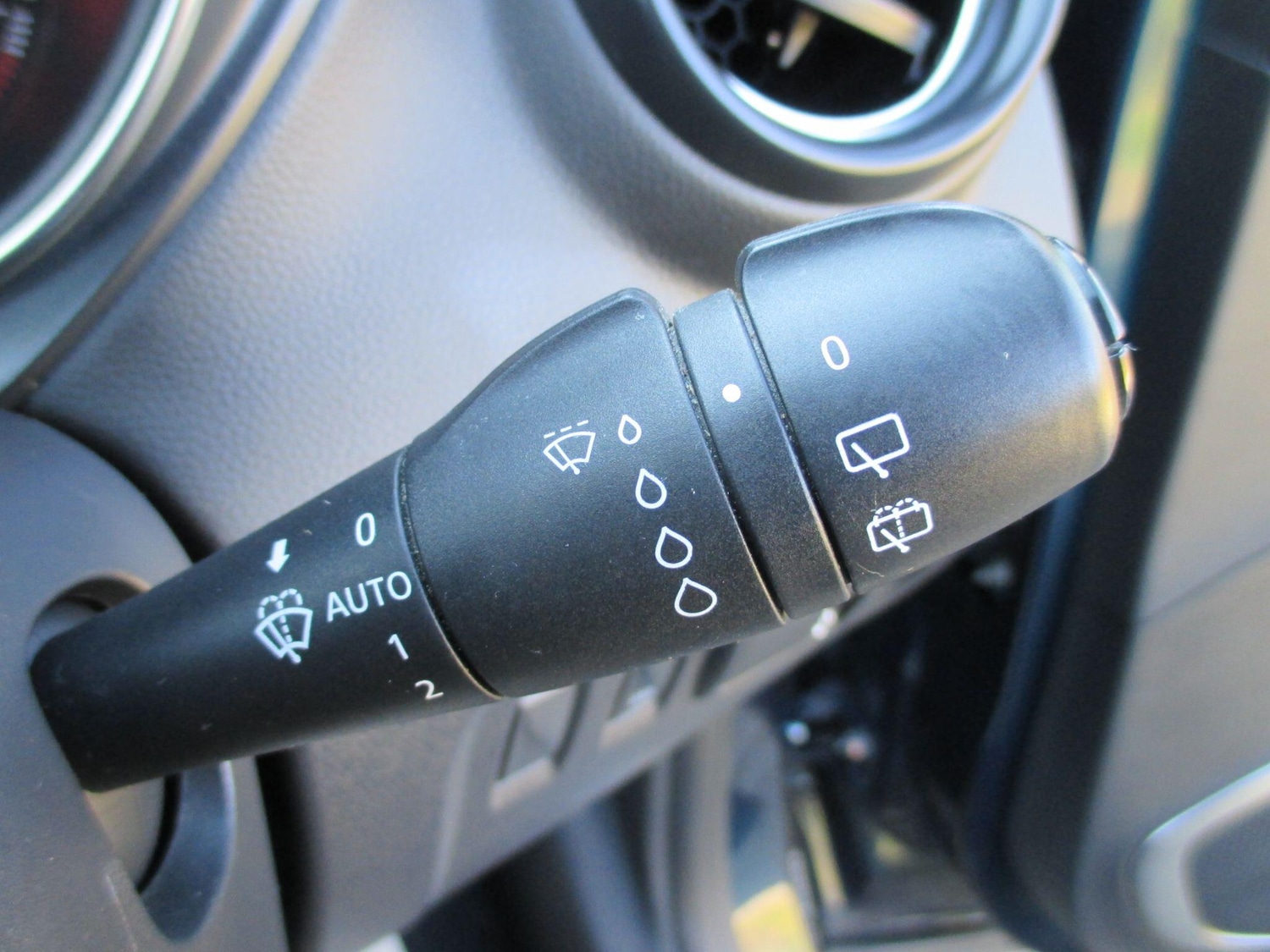 Used Renault Captur 2017 for sale - 77969763: Photo 33