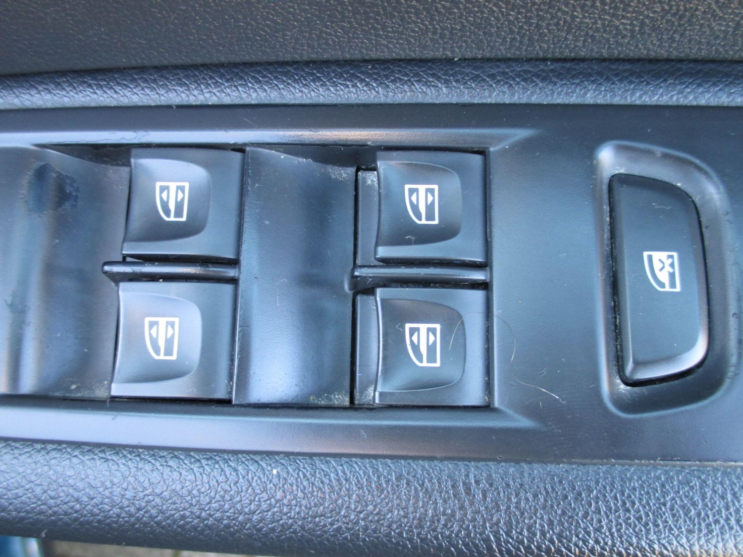 Used Renault Captur 2017 for sale - 77969763: Photo 41