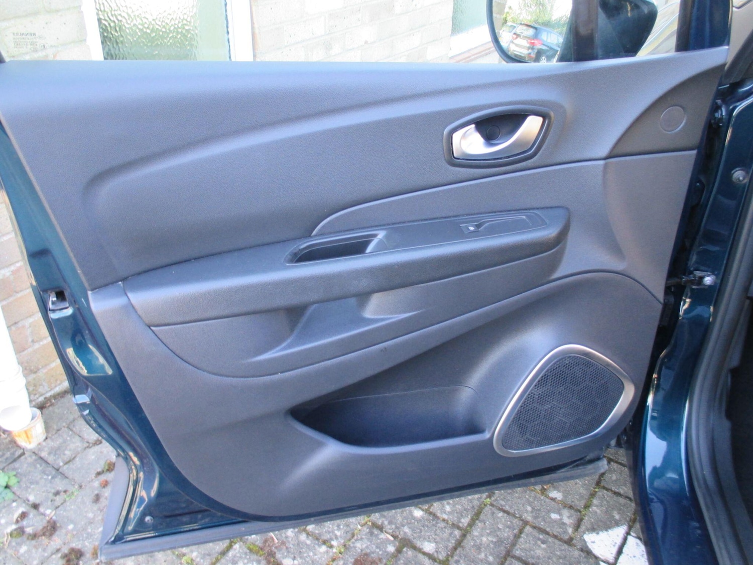 Used Renault Captur 2017 for sale - 77969763: Photo 44