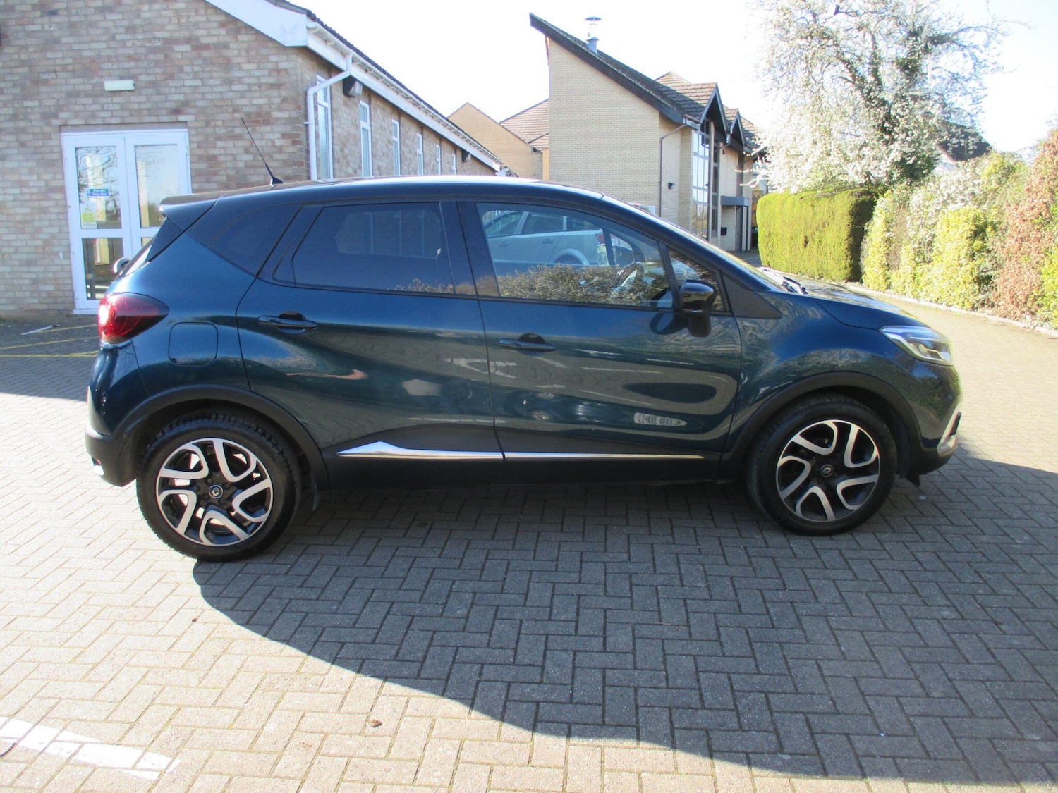 Used Renault Captur 2017 for sale - 77969763: Photo 6
