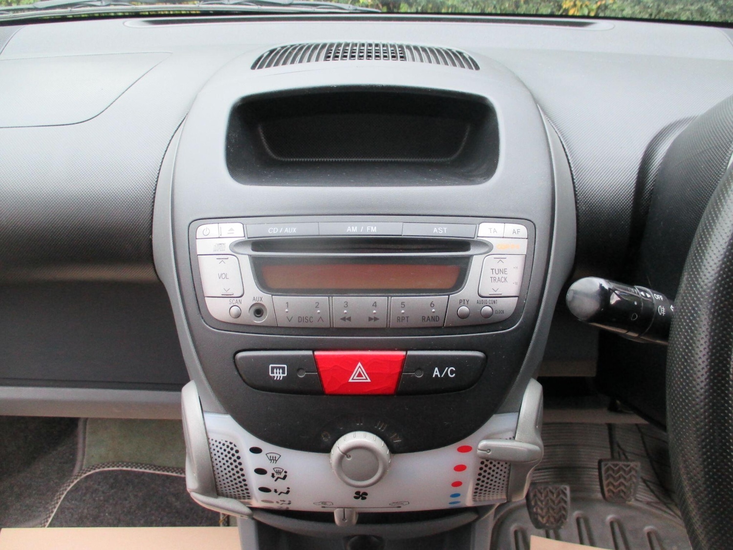 Used Citroen C1 2010 for sale - 76370349: Photo 16