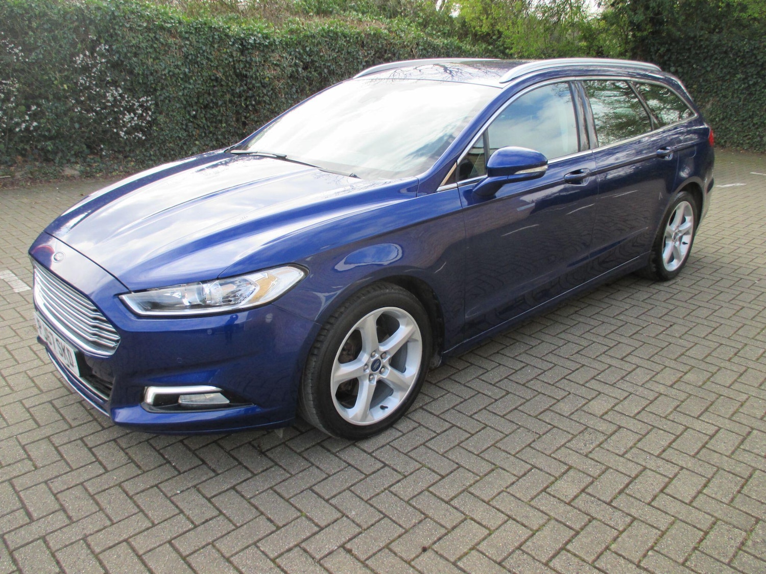 Used Ford Mondeo 2017 for sale - 78072311: Photo 2