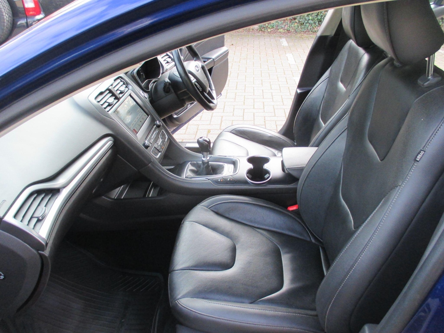 Used Ford Mondeo 2017 for sale - 78072311: Photo 26