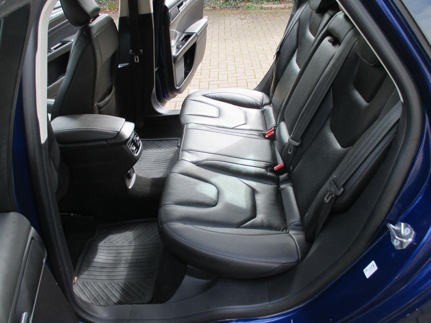 Used Ford Mondeo 2017 for sale - 78072311: Photo 30