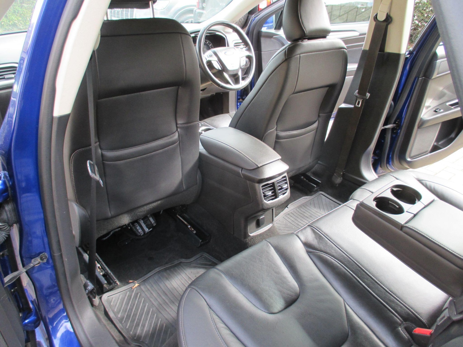 Used Ford Mondeo 2017 for sale - 78072311: Photo 32