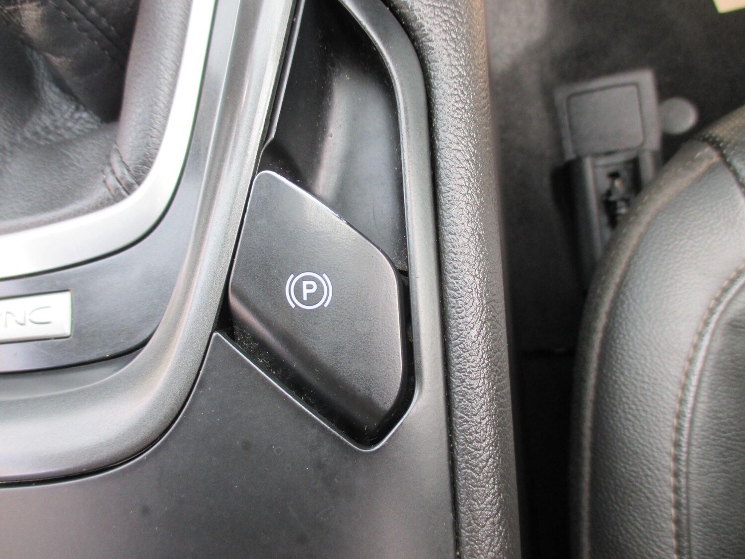 Used Ford Mondeo 2017 for sale - 78072311: Photo 41