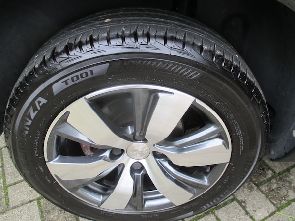 Used Peugeot 2008 2016 for sale - 76226488: Photo 10