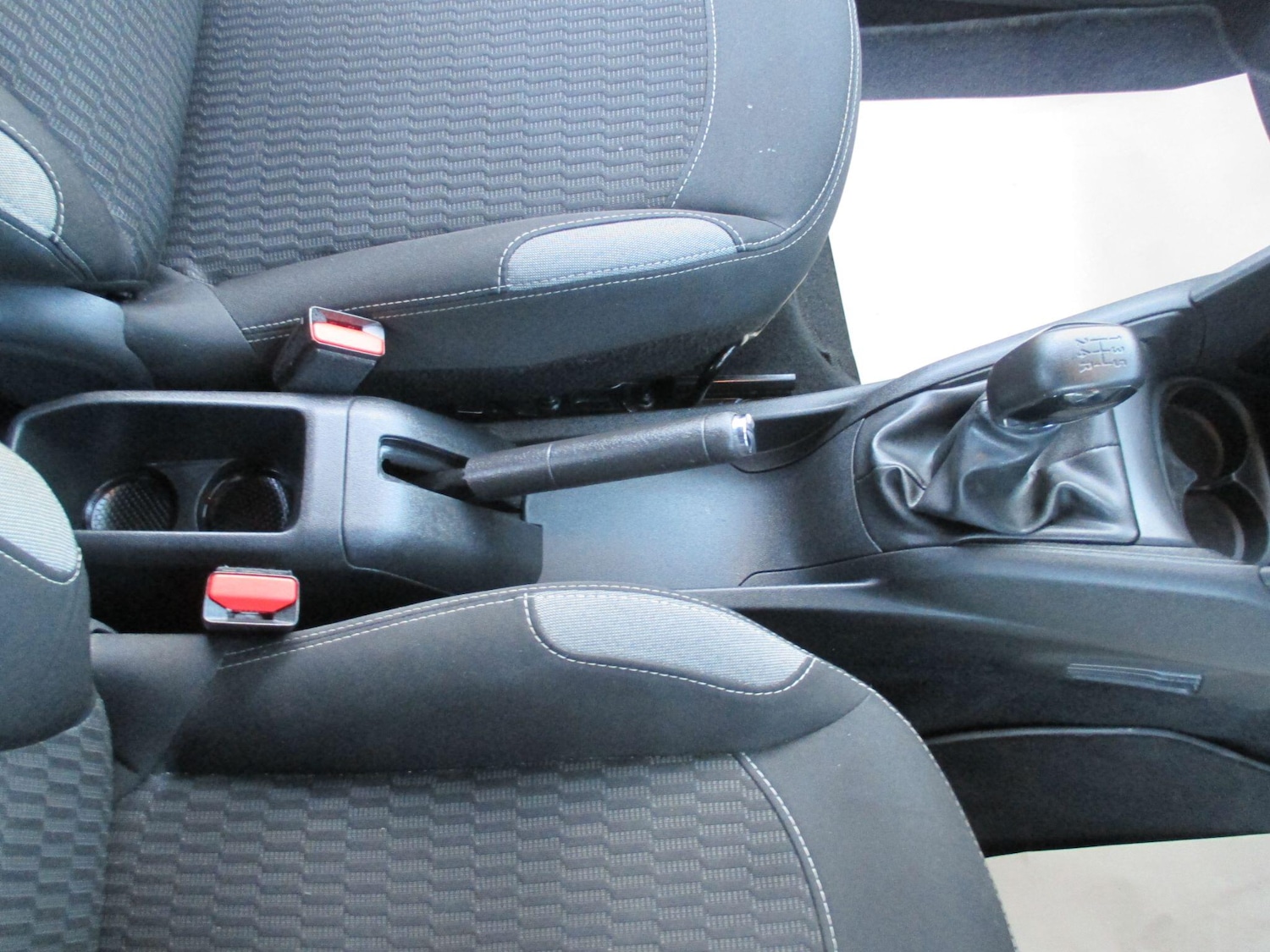 Used Peugeot 208 2015 for sale - 77882881: Photo 19