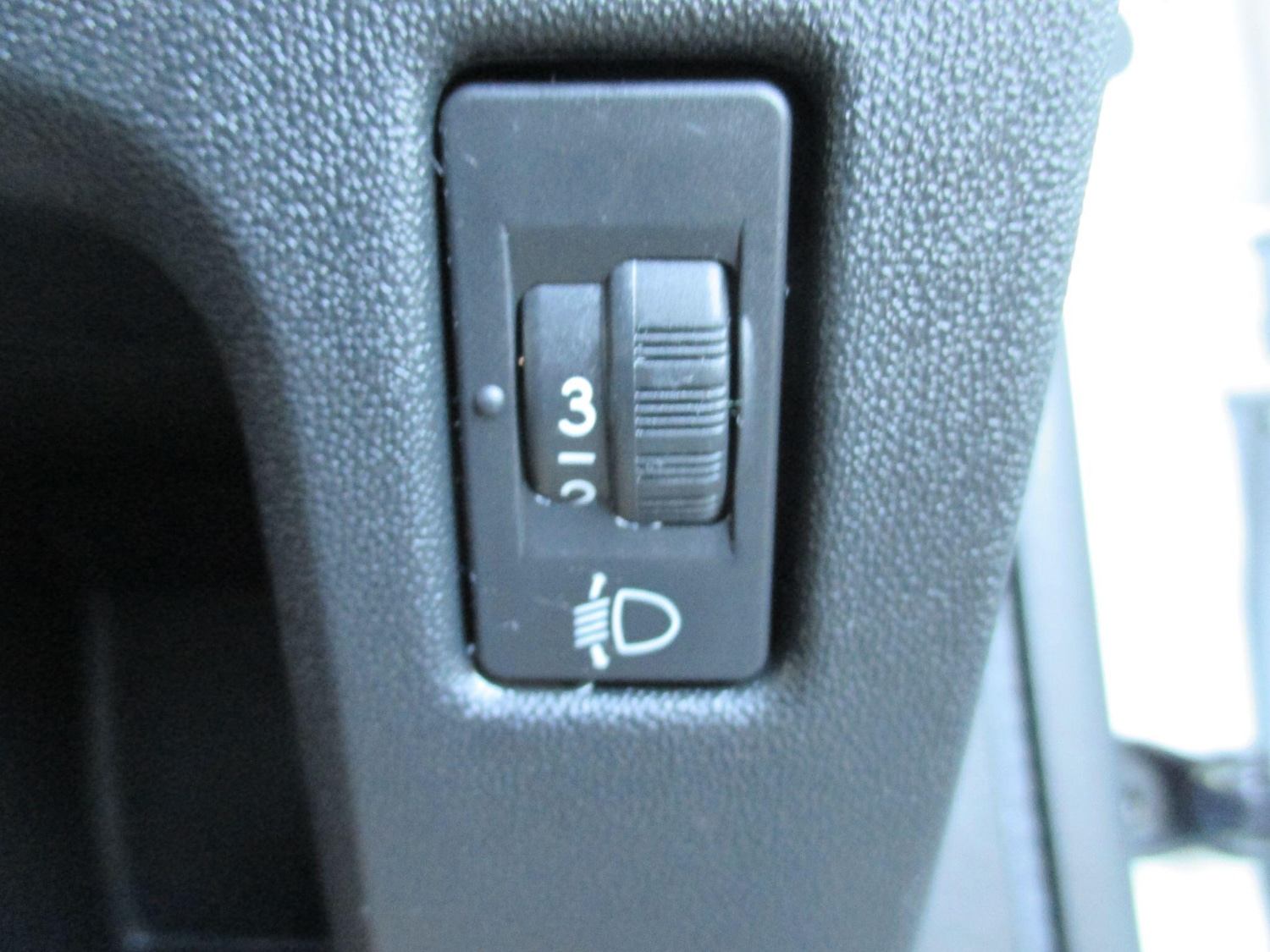 Used Peugeot 208 2015 for sale - 77882881: Photo 34