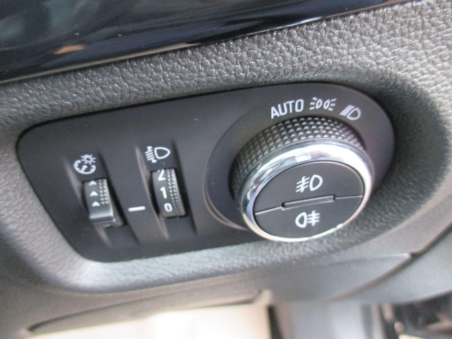 Used Vauxhall Astra 2018 for sale - 77191678: Photo 38