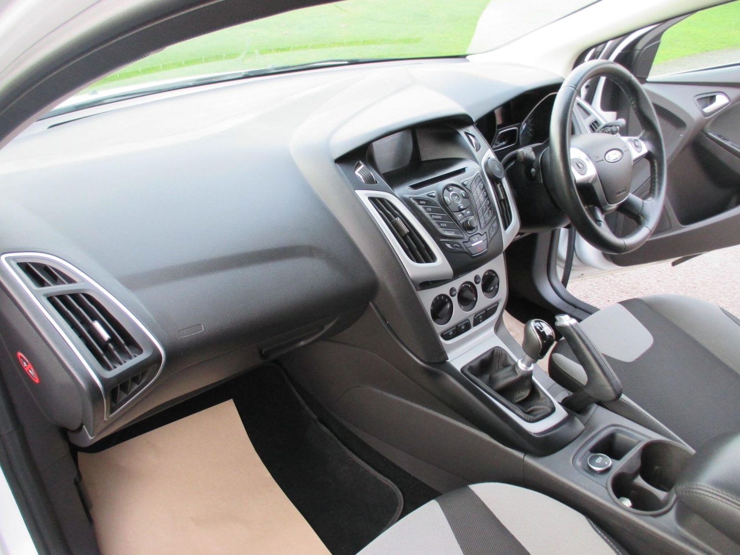 Used Ford Focus 2014 for sale - 76898665: Photo 15