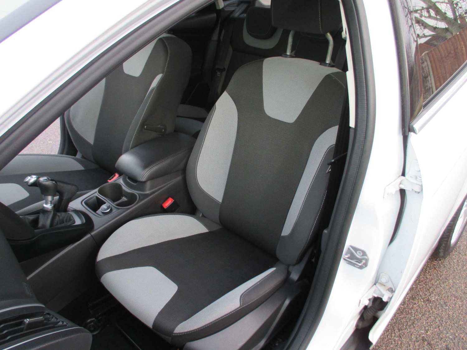 Used Ford Focus 2014 for sale - 76898665: Photo 25