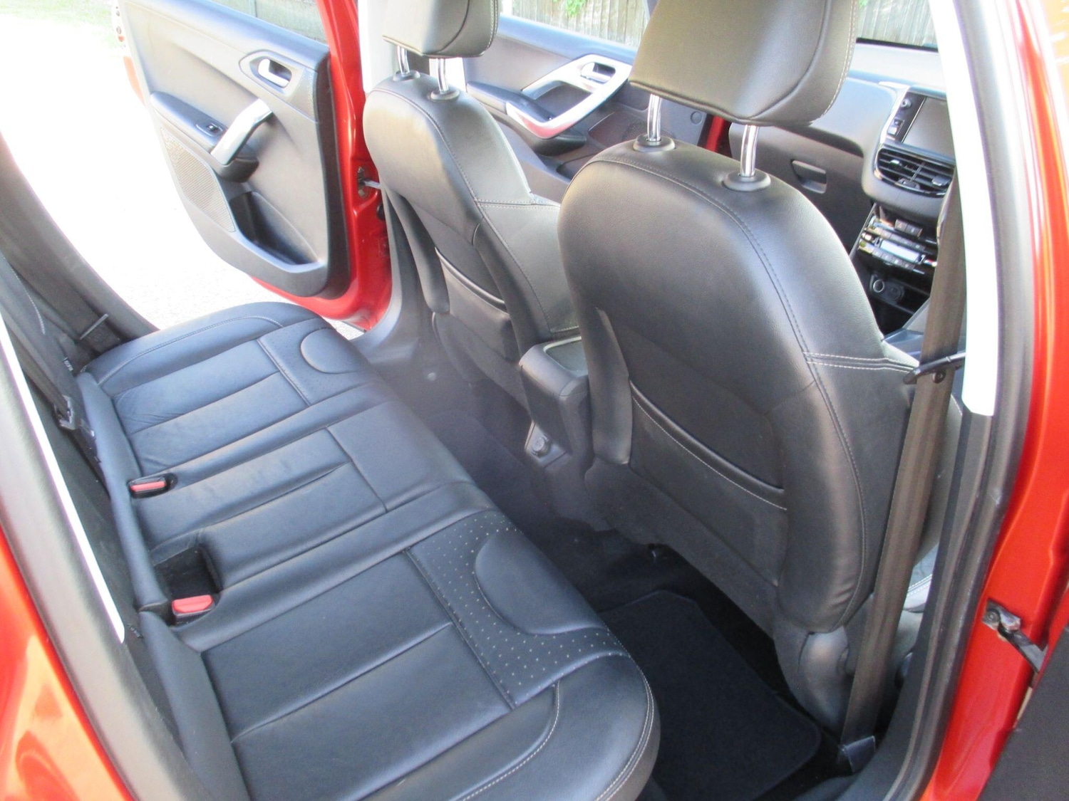 Used Peugeot 2008 for sale - 77074166: Photo 29