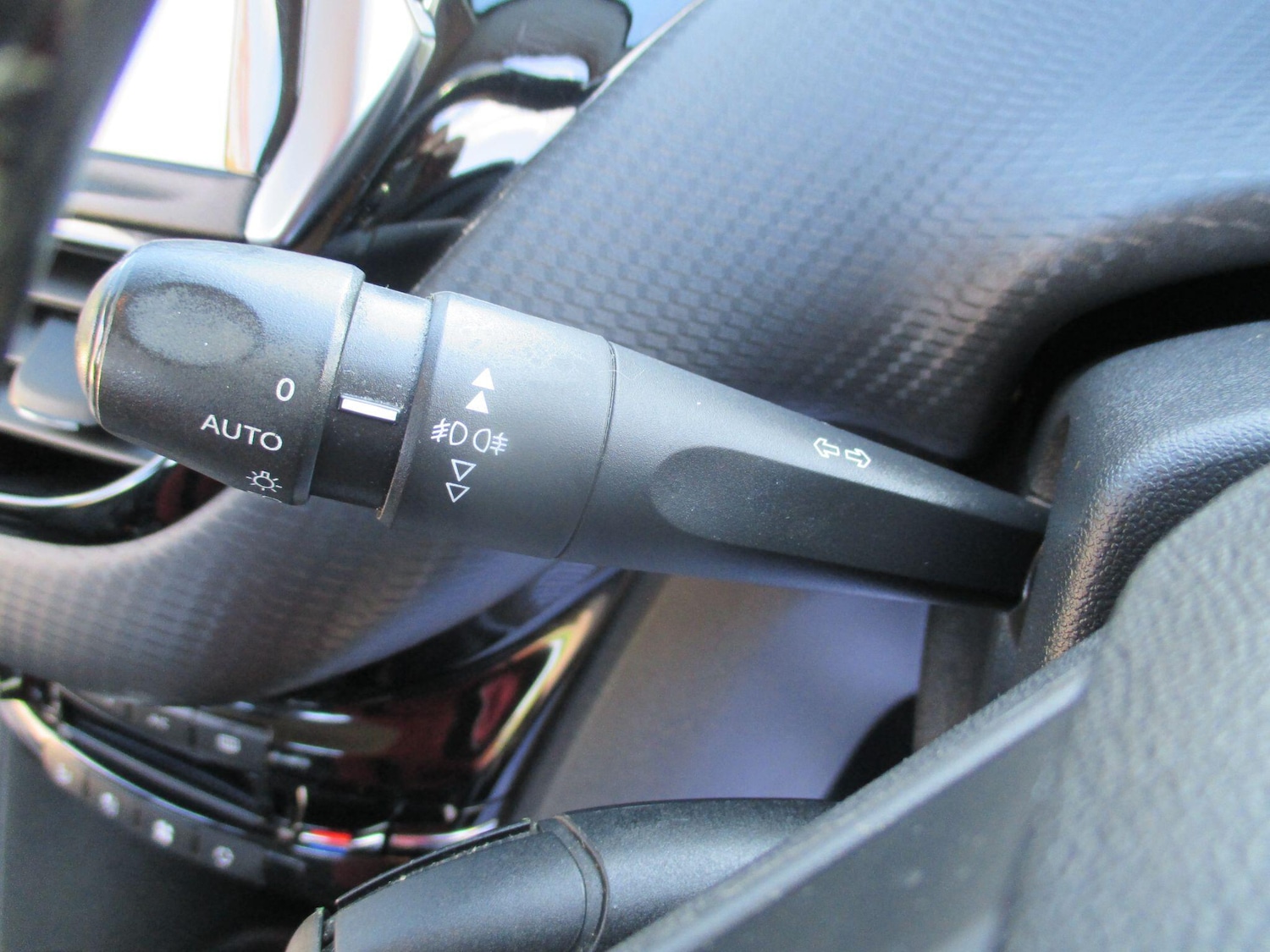 Used Peugeot 2008 for sale - 77074166: Photo 34