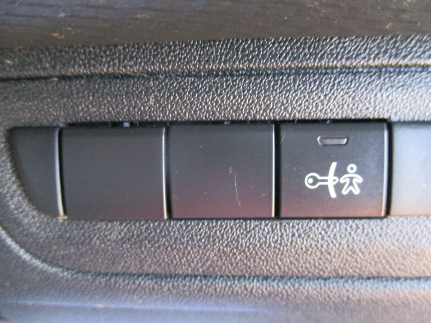 Used Peugeot 2008 for sale - 77074166: Photo 37