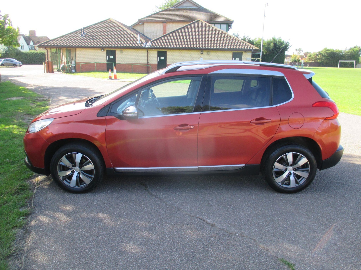 Used Peugeot 2008 for sale - 77074166: Photo 7