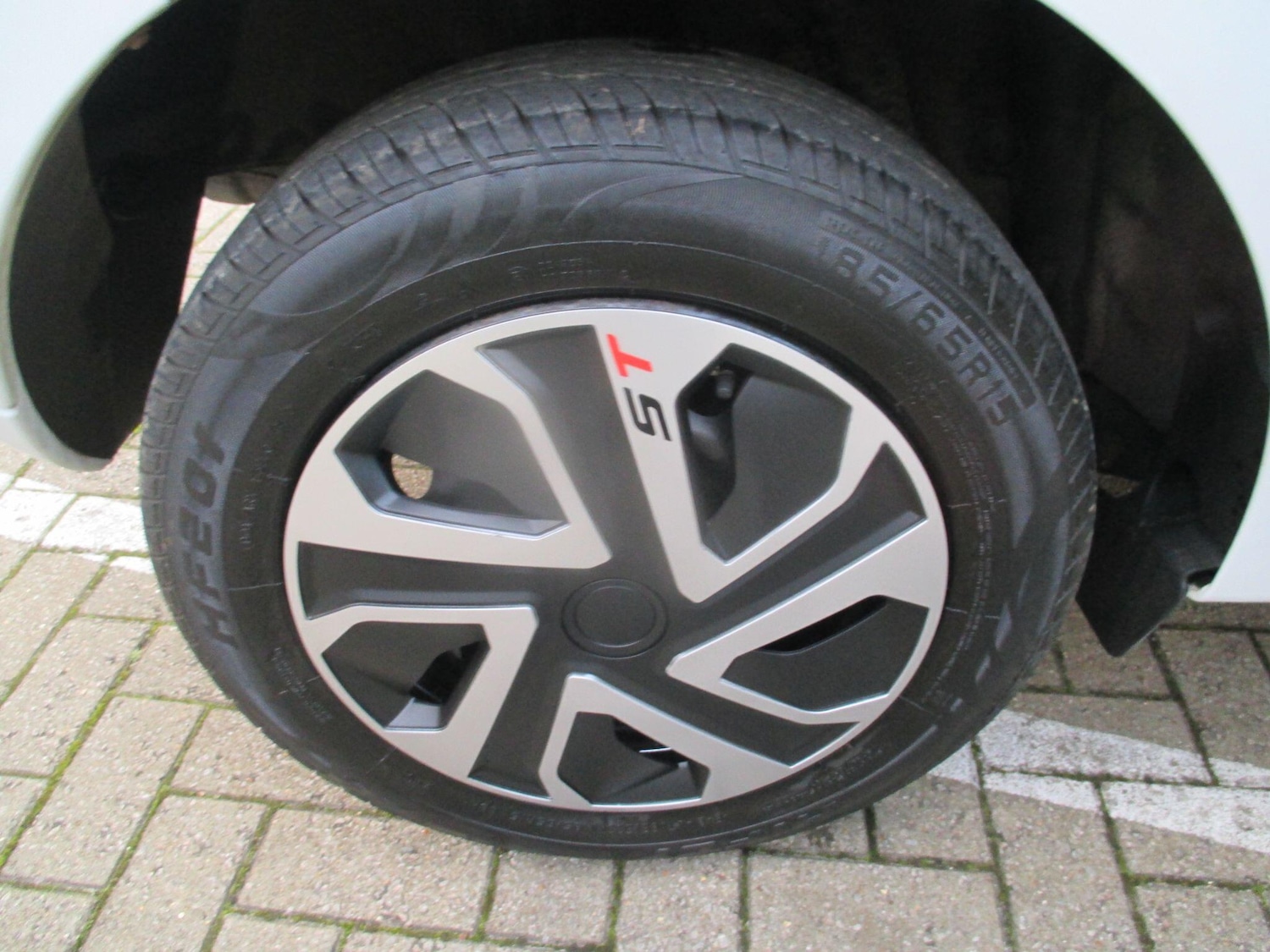 Used Dacia Sandero 2015 for sale - 76409126: Photo 10