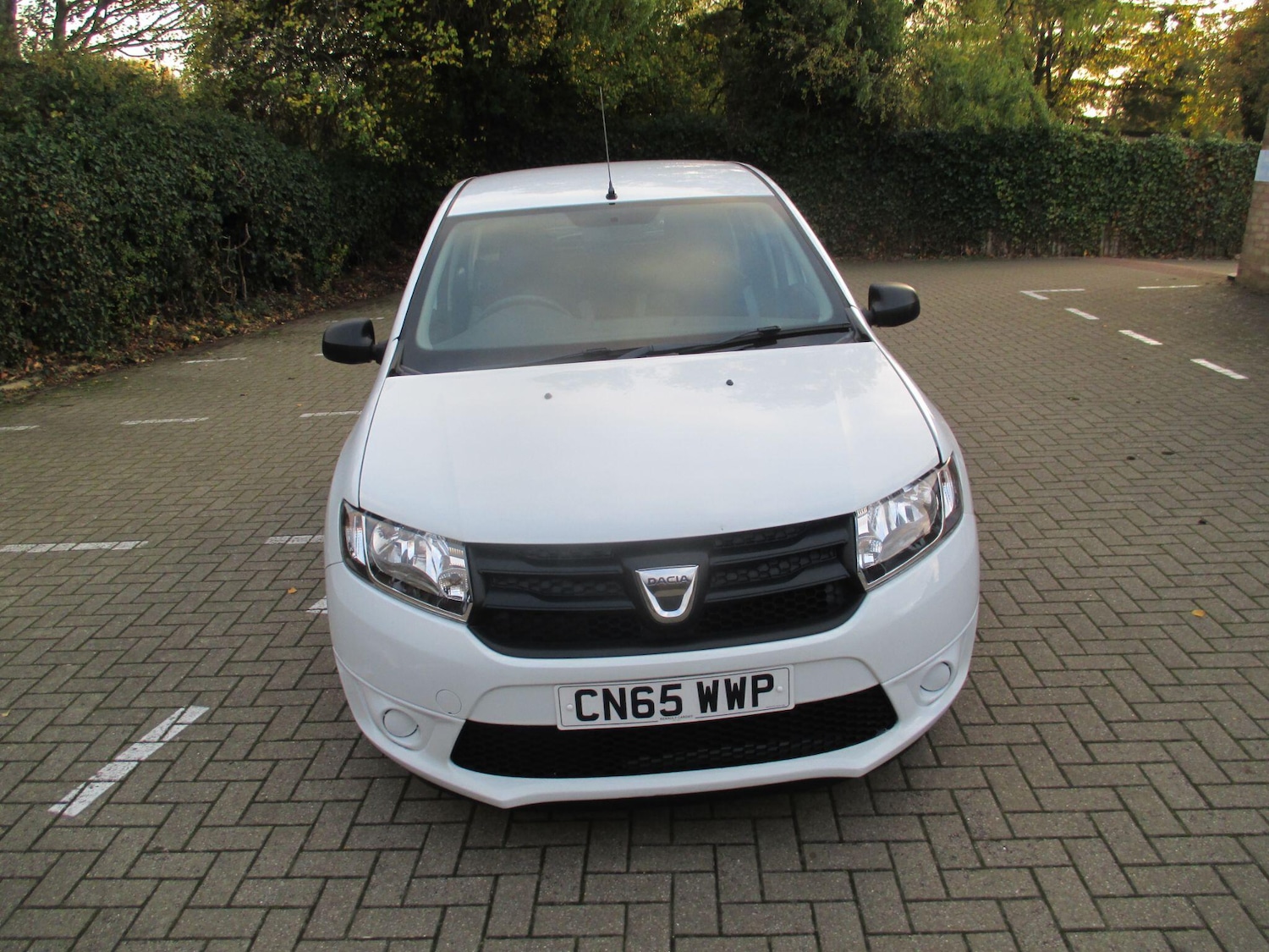 Used Dacia Sandero 2015 for sale - 76409126: Photo 3
