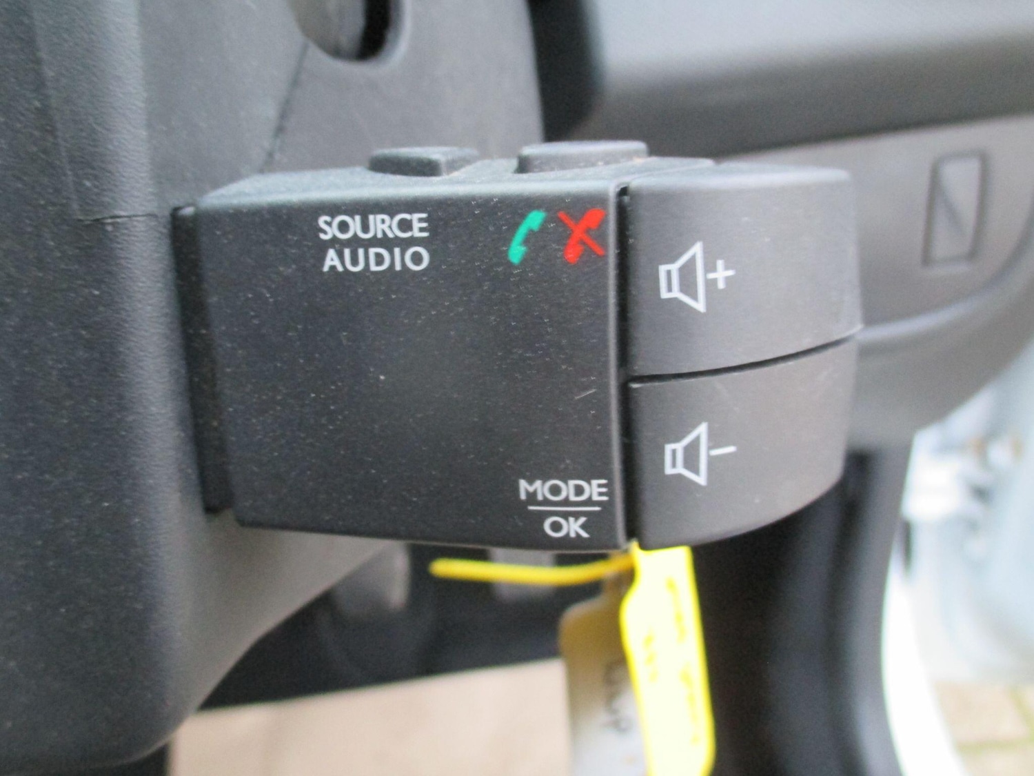 Used Dacia Sandero 2015 for sale - 76409126: Photo 33