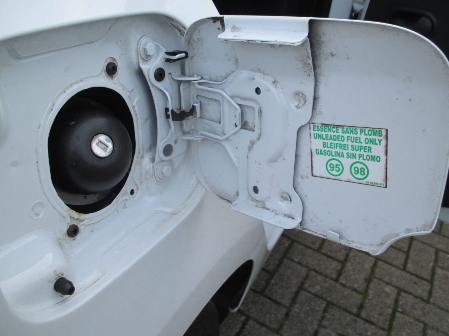 Used Dacia Sandero 2015 for sale - 76409126: Photo 41