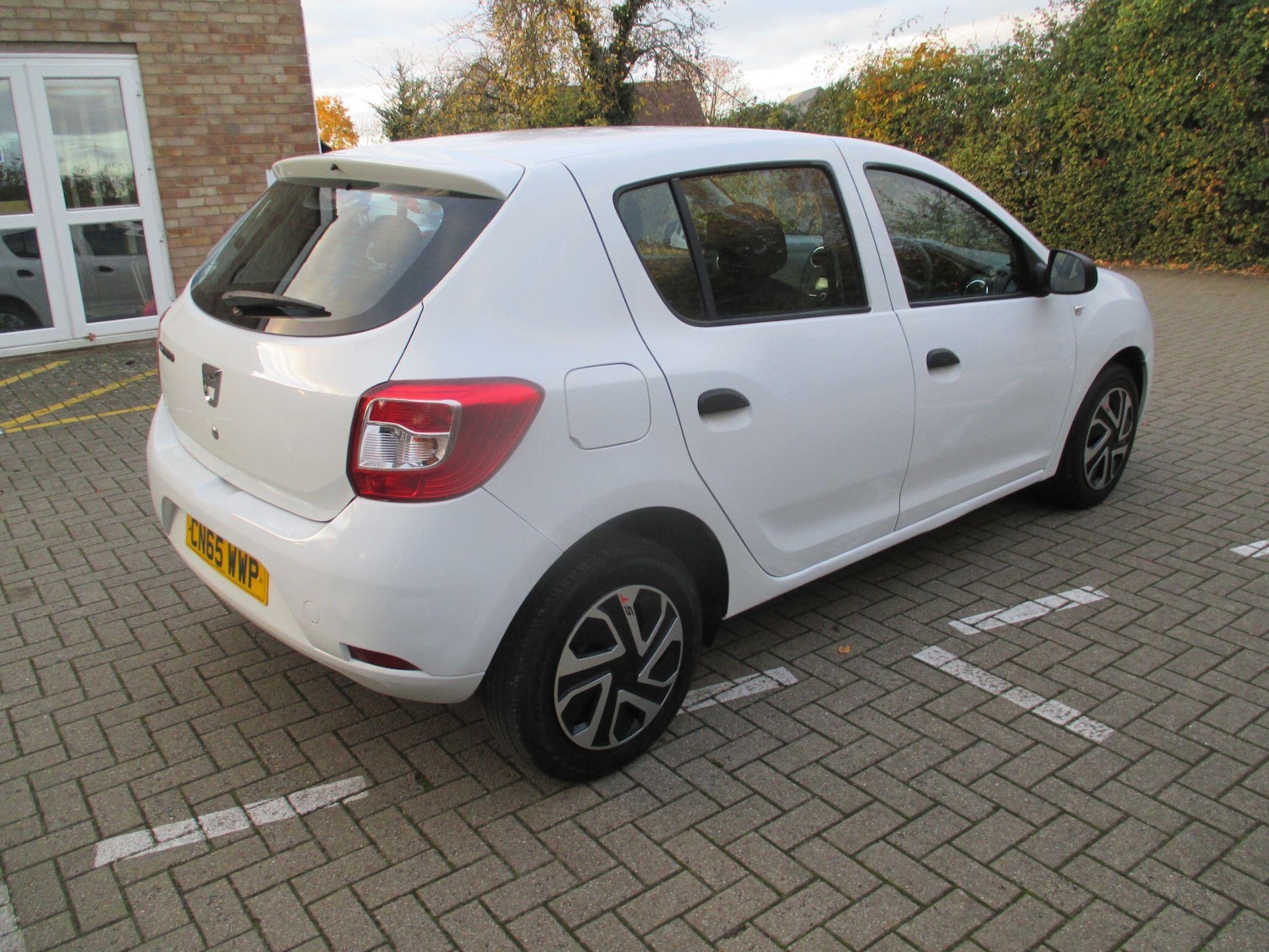 Used Dacia Sandero 2015 for sale - 76409126: Photo 5