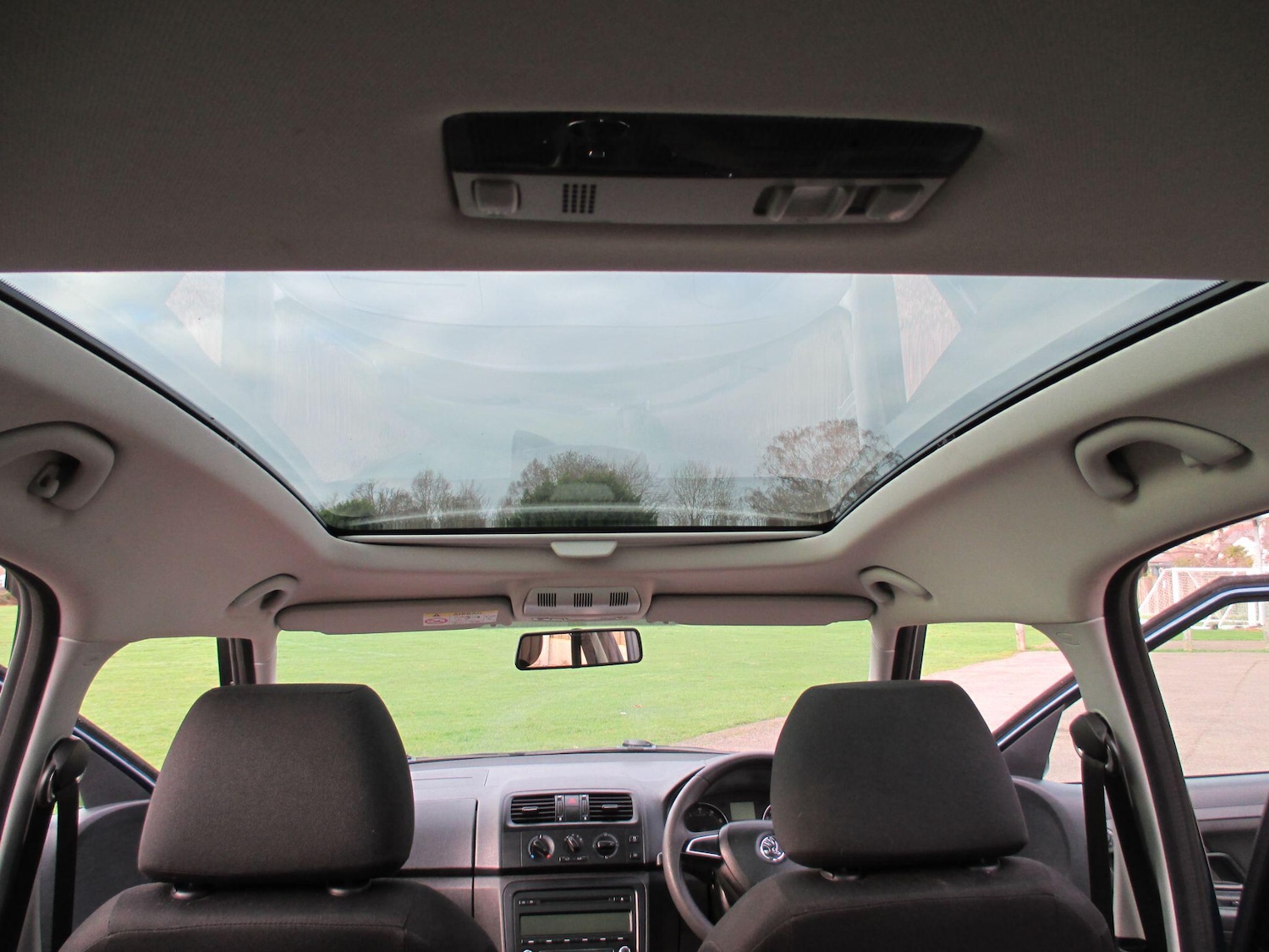 Used Skoda Roomster 2014 for sale - 76953497: Photo 31