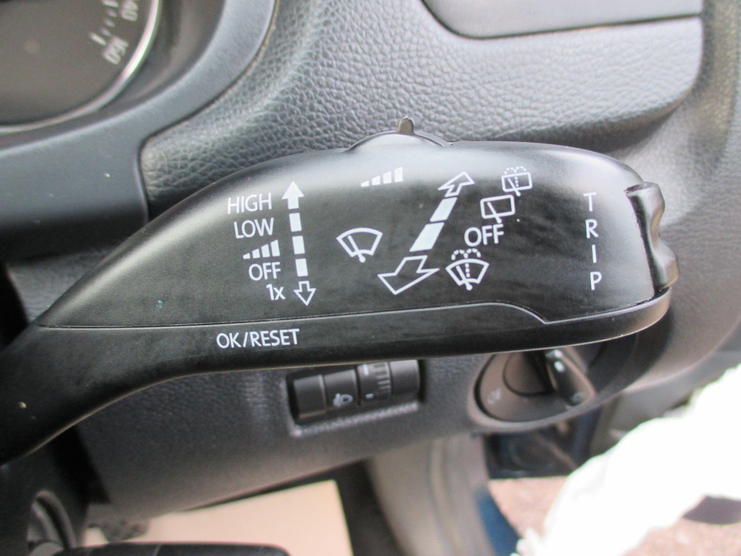 Used Skoda Roomster 2014 for sale - 76953497: Photo 33