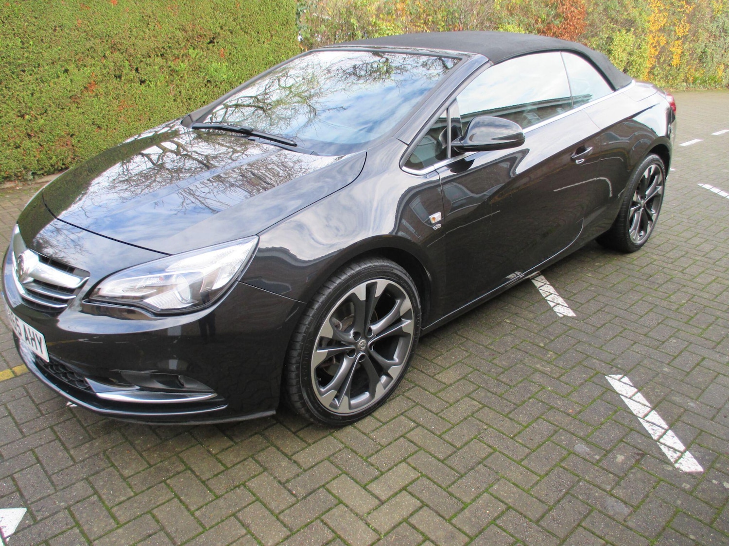 Used Vauxhall Cascada 2015 for sale - 76926754: Photo 2